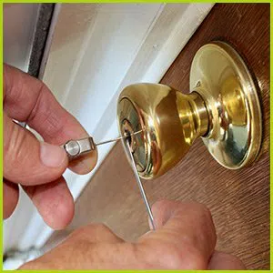 Expert Locksmith Services New York, NY 212-547-9795 Expert Locksmith Services New York, NY 212-547-9795 - 5-lock-opening